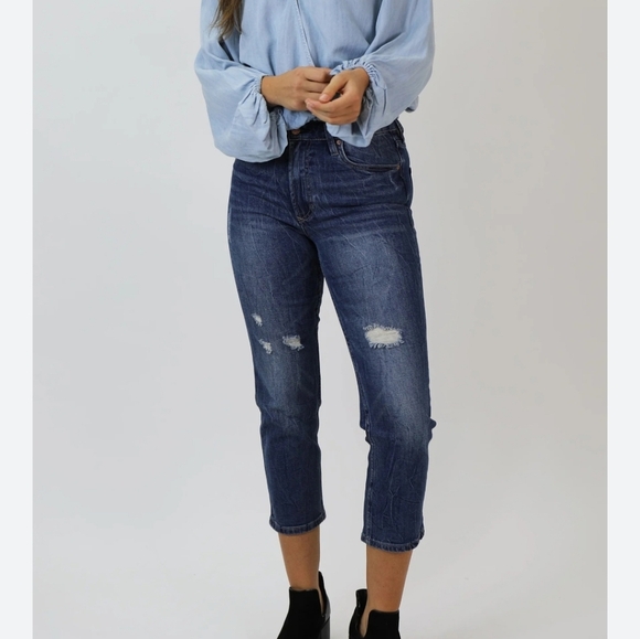 DEAR JOHN Frankie Straight Leg Cropped Jean Bilbao. Med Wash. Size 26 - Picture 5 of 14